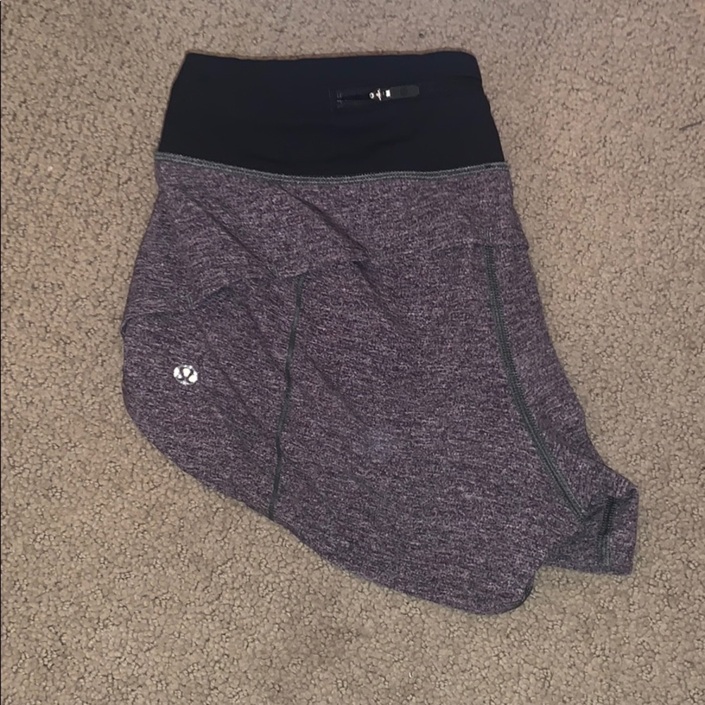 Lulu Lemon Speed Up Short (2.5 inches)